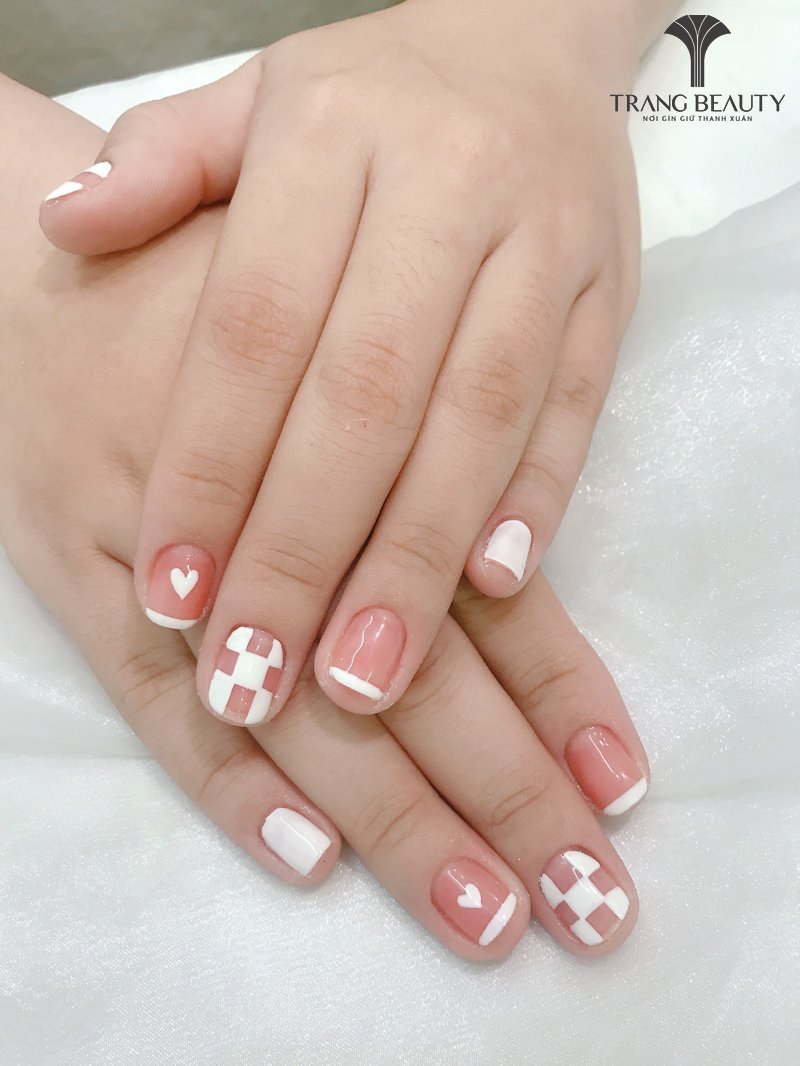 Tổng hợp những mẫu nail Hàn Quốc đơn giản và xinh xắn nhất 